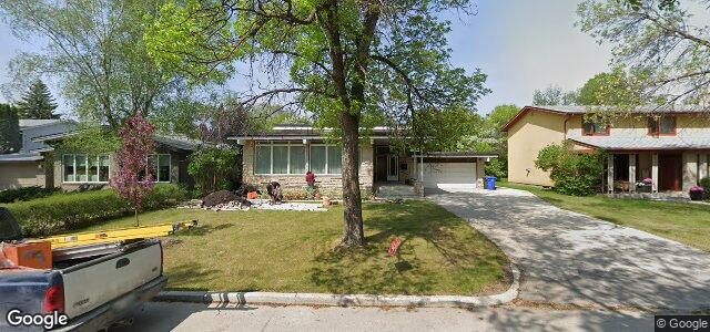 Larawan ng 408 Lamont Boulevard sa Winnipeg, Manitoba