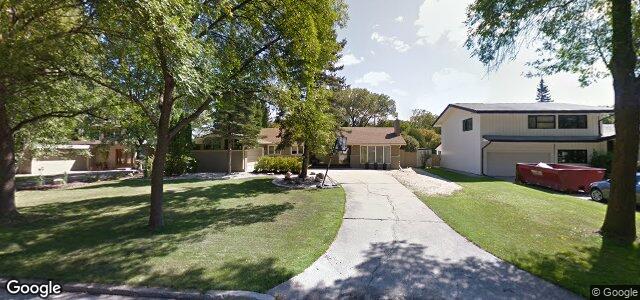 Photo of 423 Bower Boulevard in Winnipeg, Manitoba