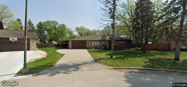 Larawan ng 43 Folkestone Boulevard sa Winnipeg, Manitoba