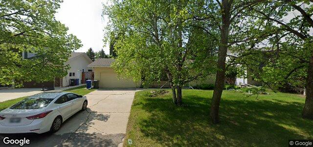 Larawan ng 54 Devonport Boulevard sa Winnipeg, Manitoba