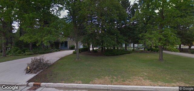 Photo of 570 Park Boulevard W in Winnipeg, Manitoba