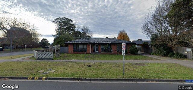 Larawan ng 1 Inglis Street sa Winnipeg, Manitoba