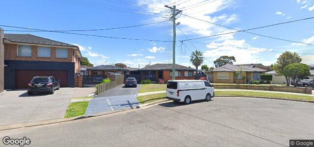 Larawan ng 10 Lucas Avenue sa Winnipeg, Manitoba