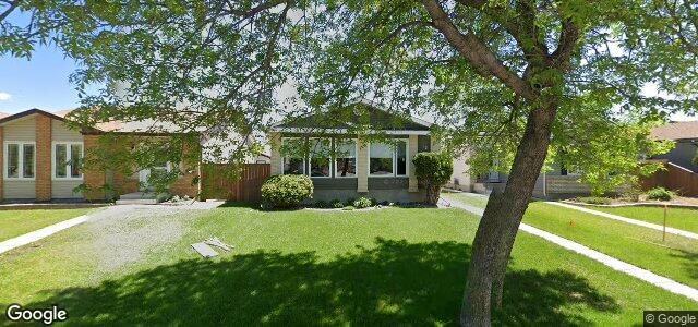 Larawan ng 100 Birchlynn Bay sa Winnipeg, Manitoba