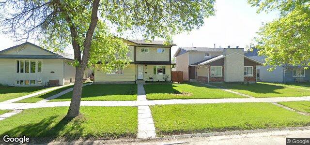 Larawan ng 100 Charter Drive sa Winnipeg, Manitoba