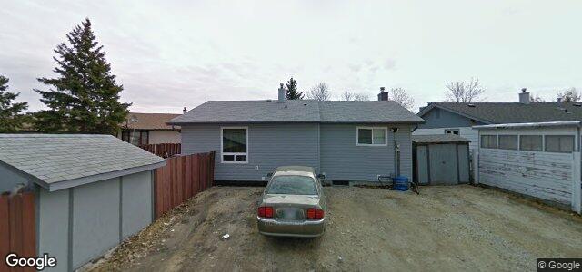 Larawan ng 103 Sanderson Avenue sa Winnipeg, Manitoba