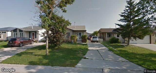Larawan ng 106 Barnham Crescent sa Winnipeg, Manitoba