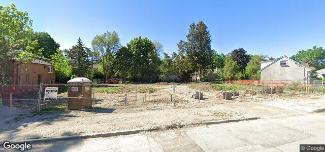 Larawan ng 106 Hunt Avenue sa Winnipeg, Manitoba