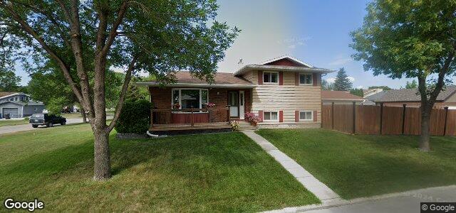 Larawan ng 110 Sumter Crescent sa Winnipeg, Manitoba