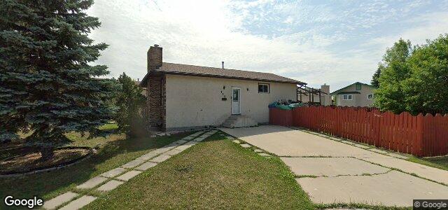 Larawan ng 115 Weitzel Street sa Winnipeg, Manitoba