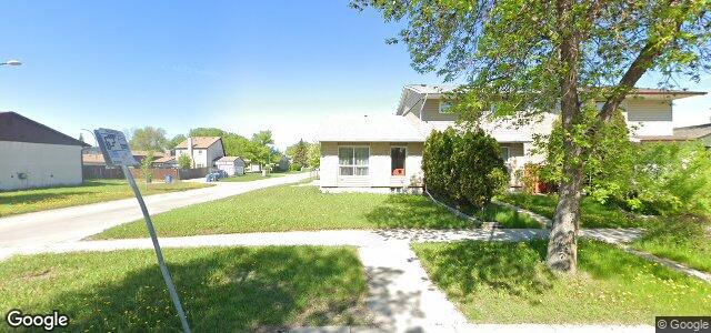 Larawan ng 119 Egesz Street sa Winnipeg, Manitoba