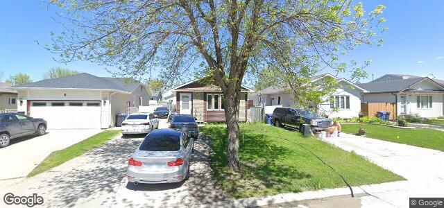 Larawan ng 12 Chisholm Drive sa Winnipeg, Manitoba