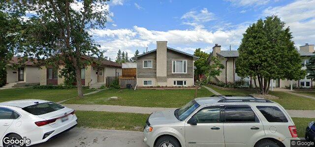 Larawan ng 12 Code Street sa Winnipeg, Manitoba