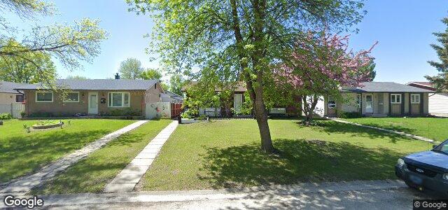 Larawan ng 123 Sanderson Avenue sa Winnipeg, Manitoba