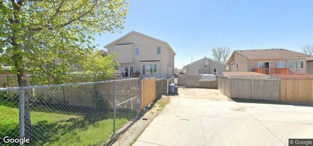 Larawan ng 125 Lucas Avenue sa Winnipeg, Manitoba