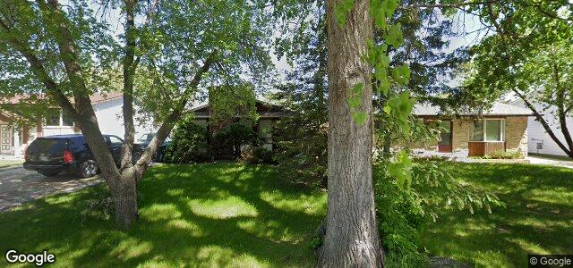 Larawan ng 130 Sanderson Avenue sa Winnipeg, Manitoba