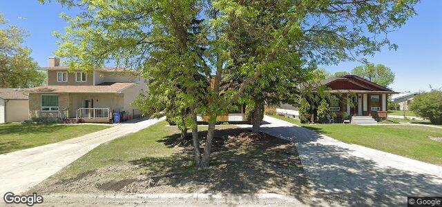 Larawan ng 141 Garden Grove Drive sa Winnipeg, Manitoba