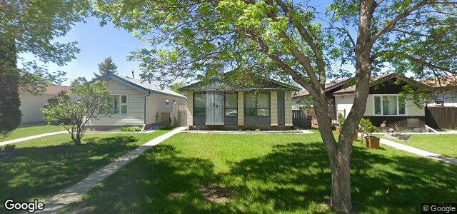 Larawan ng 15 Barnham Crescent sa Winnipeg, Manitoba