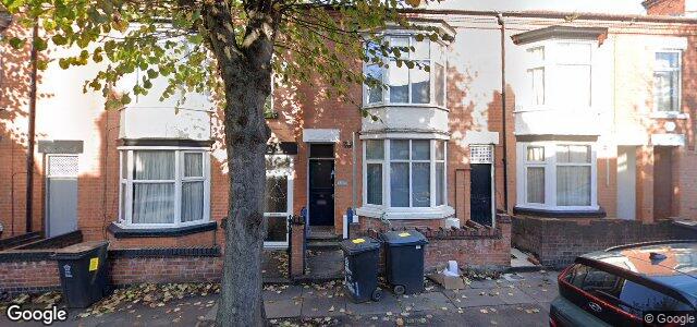 Larawan ng 15 Brazil Street sa Winnipeg, Manitoba