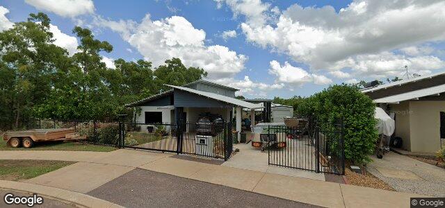 Larawan ng 15 Currie Crescent sa Winnipeg, Manitoba