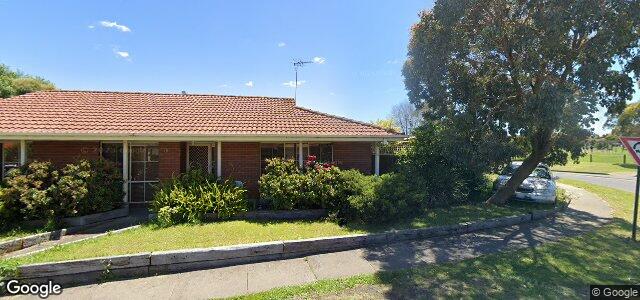 Larawan ng 15 Manley Avenue sa Winnipeg, Manitoba