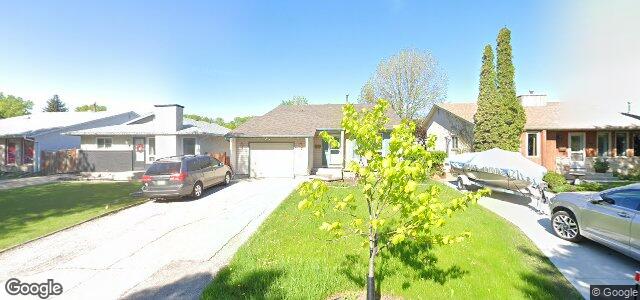 Larawan ng 15 Montbrook Road sa Winnipeg, Manitoba