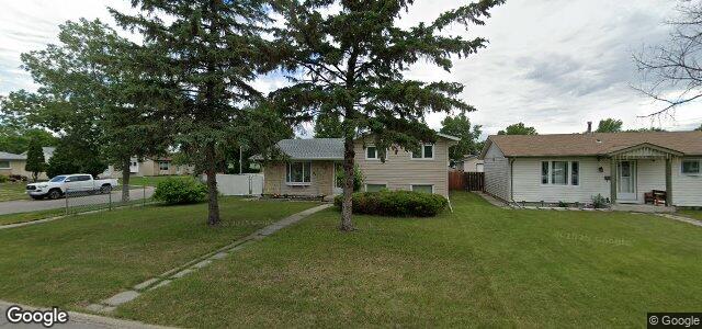 Larawan ng 159 Ellington Street sa Winnipeg, Manitoba