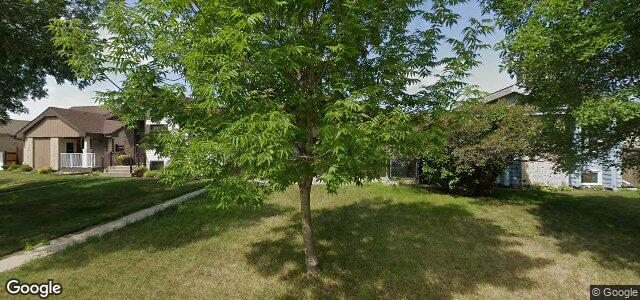 Larawan ng 171 Weitzel Street sa Winnipeg, Manitoba