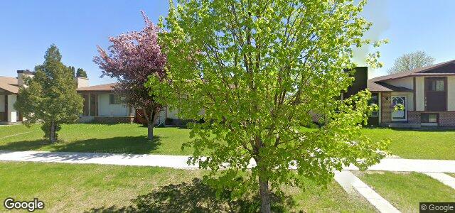 Larawan ng 172 Garden Grove Drive sa Winnipeg, Manitoba