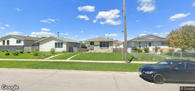 Larawan ng 1747 Manitoba Avenue sa Winnipeg, Manitoba