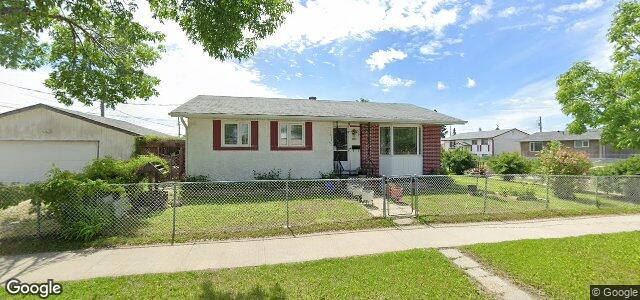 Larawan ng 1820 Manitoba Avenue sa Winnipeg, Manitoba