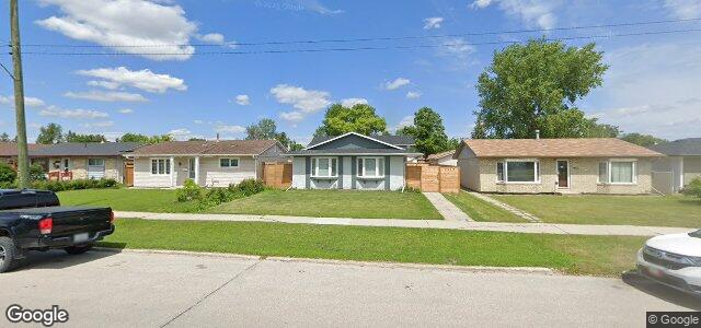 Larawan ng 1917 Manitoba Avenue sa Winnipeg, Manitoba