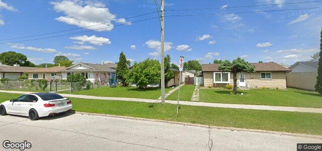 Larawan ng 1945 Manitoba Avenue sa Winnipeg, Manitoba