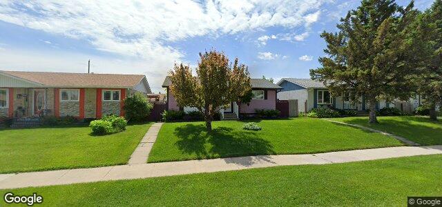 Larawan ng 1952 Manitoba Avenue sa Winnipeg, Manitoba