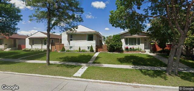 Larawan ng 1955 Burrows Avenue sa Winnipeg, Manitoba