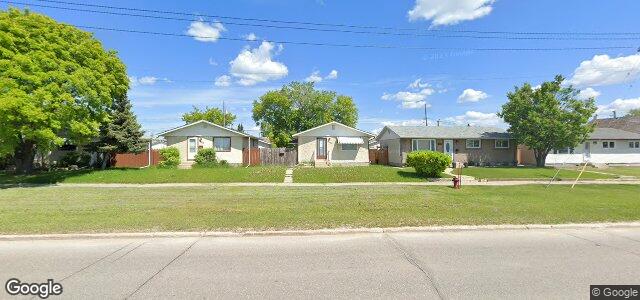 Photo of 1997 Selkirk Avenue in Winnipeg, Manitoba