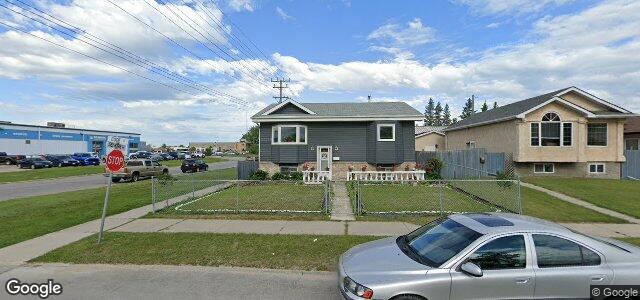 Larawan ng 2 Code Street sa Winnipeg, Manitoba