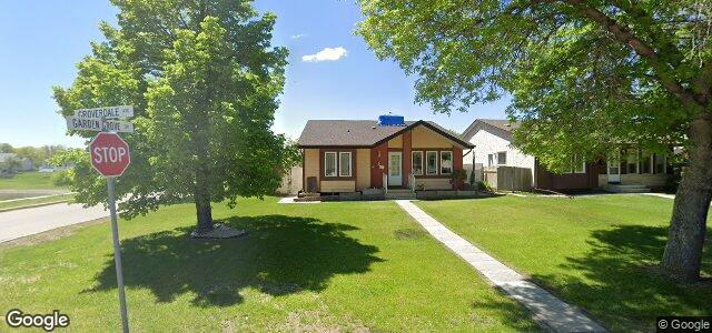 Larawan ng 2 Groverdale Avenue sa Winnipeg, Manitoba