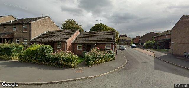 Larawan ng 2 Haddon Road sa Winnipeg, Manitoba