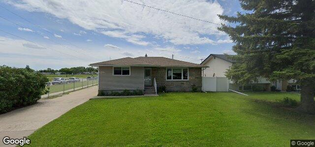 Photo of 2 Kurt Avenue in Winnipeg, Manitoba