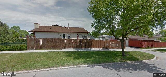 Larawan ng 2 Ostafiew Farm Road sa Winnipeg, Manitoba