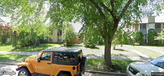 Larawan ng 2014 Burrows Avenue sa Winnipeg, Manitoba