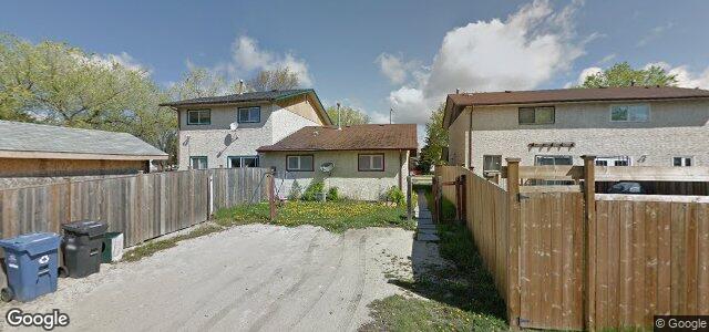Larawan ng 2034 Burrows Avenue sa Winnipeg, Manitoba