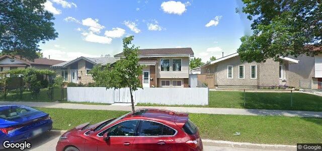Larawan ng 2035 Burrows Avenue sa Winnipeg, Manitoba