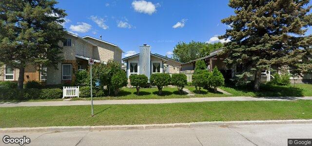 Larawan ng 2051 Burrows Avenue sa Winnipeg, Manitoba