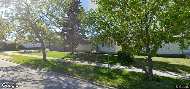 Larawan ng 2052 Manitoba Avenue sa Winnipeg, Manitoba