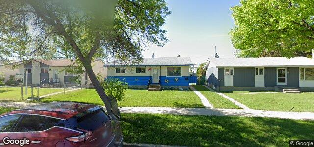 Larawan ng 2064 Manitoba Avenue sa Winnipeg, Manitoba