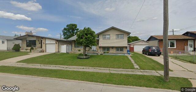 Larawan ng 21 Eckhardt Avenue sa Winnipeg, Manitoba
