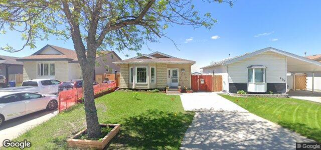 Larawan ng 210 Barnham Crescent sa Winnipeg, Manitoba