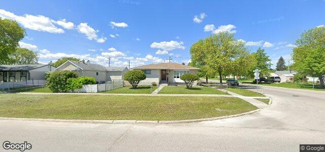 Larawan ng 2106 King Edward Street sa Winnipeg, Manitoba